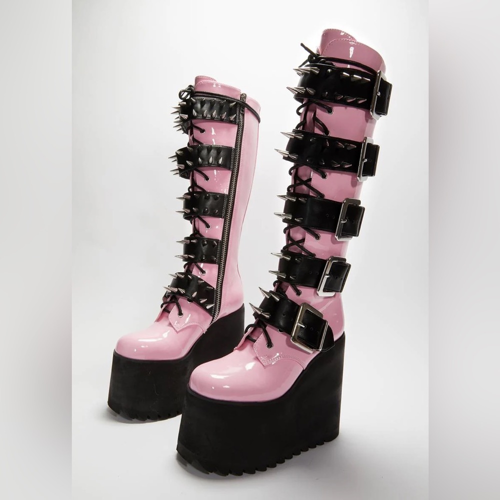 Widow, sweet appetite for destruction, spiked boots, dolls kill